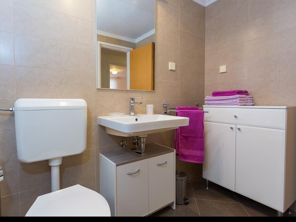 Apartment Luce Πόρετς Εξωτερικό φωτογραφία