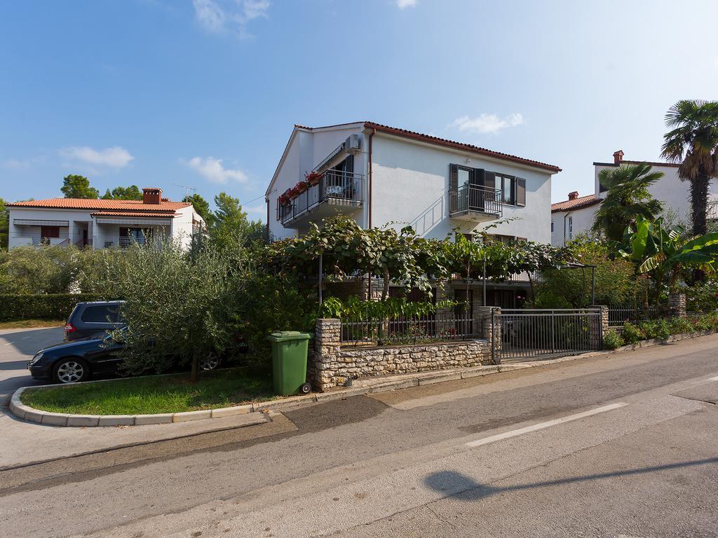 Apartment Luce Πόρετς Εξωτερικό φωτογραφία