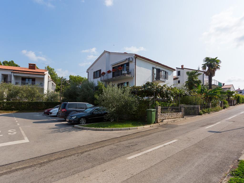 Apartment Luce Πόρετς Εξωτερικό φωτογραφία