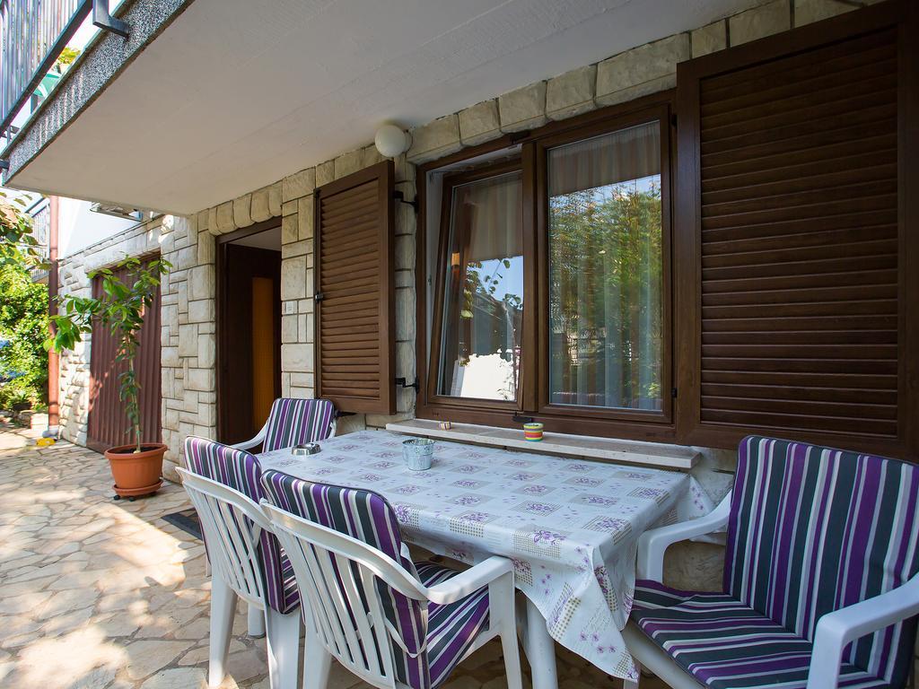 Apartment Luce Πόρετς Εξωτερικό φωτογραφία