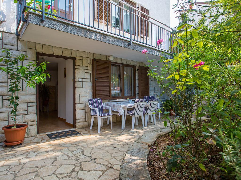 Apartment Luce Πόρετς Εξωτερικό φωτογραφία
